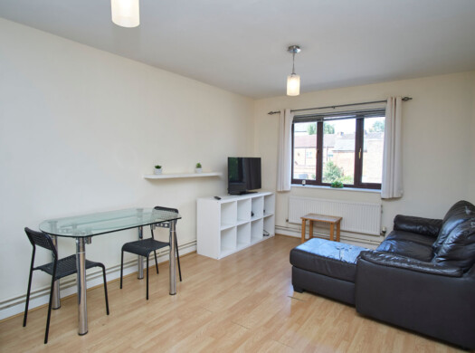 6 Tanni Grey House