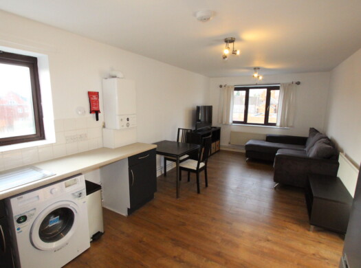 10 Tanni Grey House