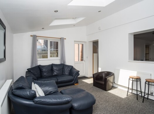 2 Goods Yard Close