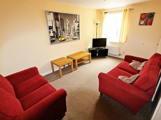 32 Goods Yard Close