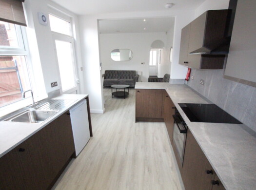 32 Royland Road