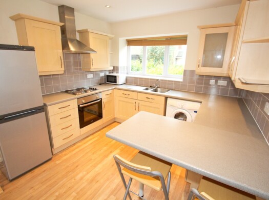 39 Barnsdale Close