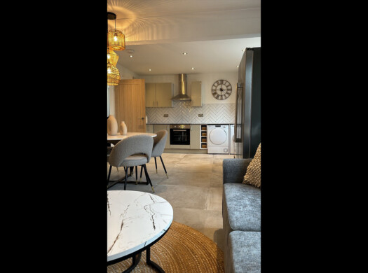 3 Alan Moss Road