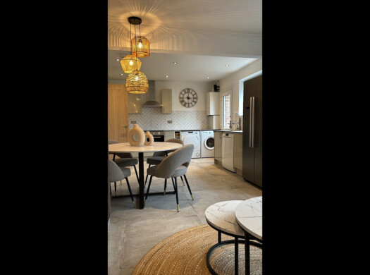 3 Alan Moss Road