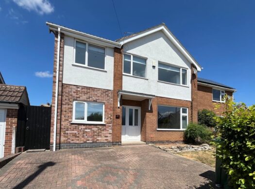 77 Holywell Drive