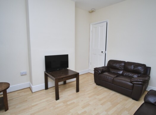 88 Paget Street