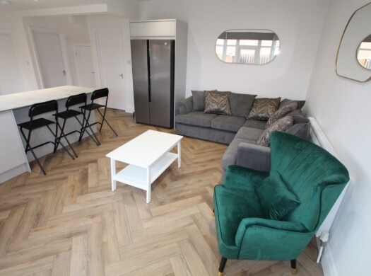 89 Forest Road