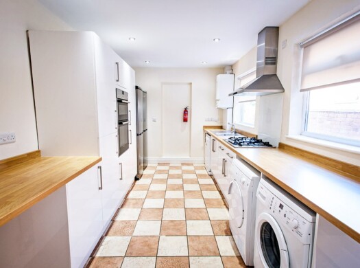 9 Burleigh Road