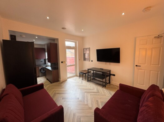 94 Paget Street