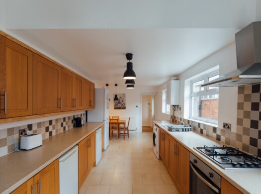 98 Derby Road