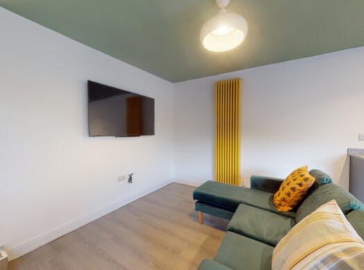 65 Forest Road Flat 2
