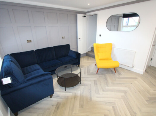 6 Burleigh Road
