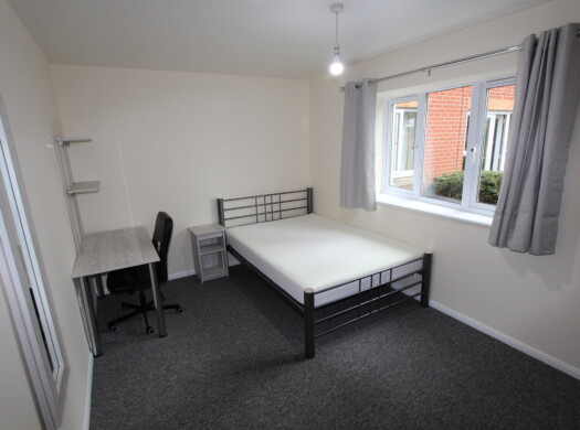 24 Barnsdale Close