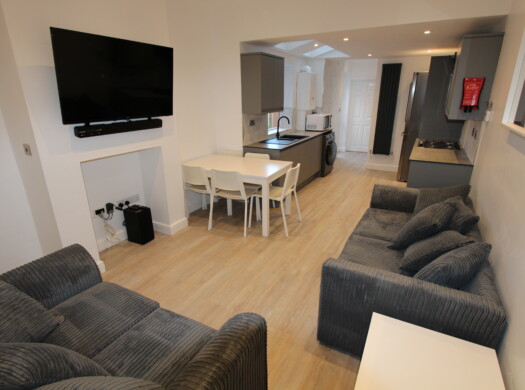31 Paget Street