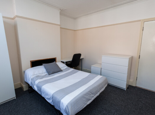 16 Rosebery Street