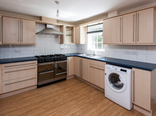 3 Wren Close